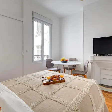 Notre Dame & Seine - Latin Quarter - 1br - Cityapartmentstay Appartamento *